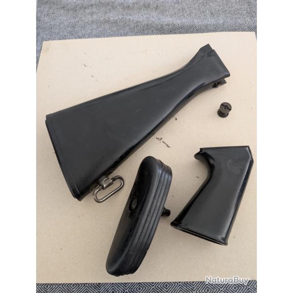 Crosse et poign�e pour STEYR FAL STG58