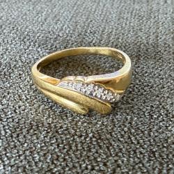 Bague or 18 carats avec diamants - taille 53