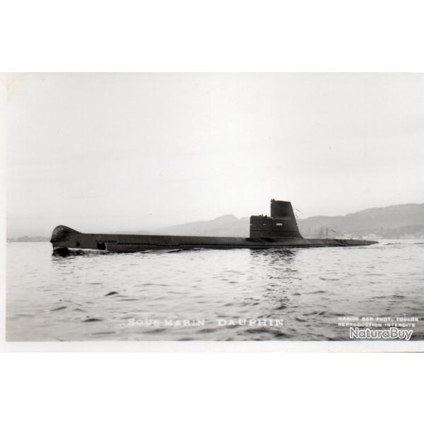 Carte postale SOUS-MARIN DAUPHIN -N�7930
