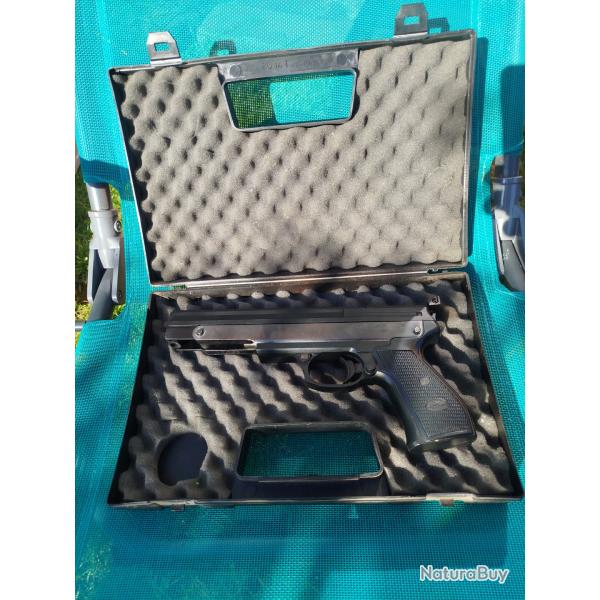 Pistolet gamo pr-45