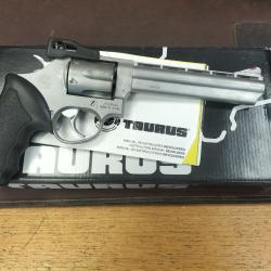 Revolver taurus 689 cal .357 mag