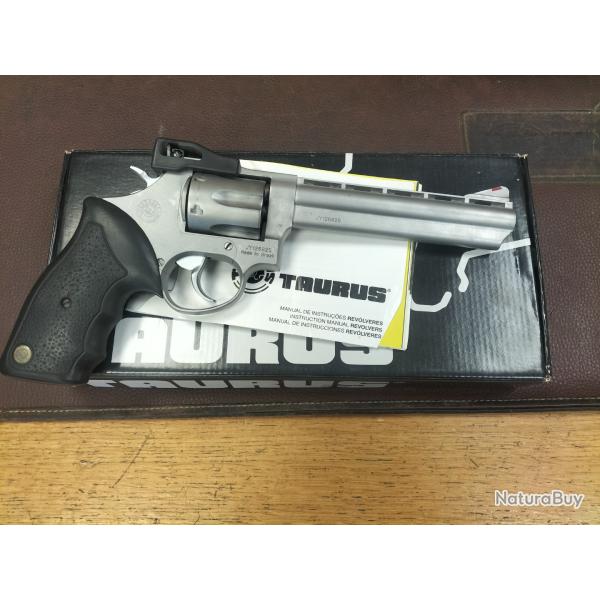 Revolver taurus 689 cal .357 mag