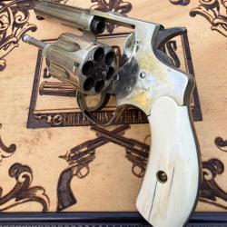 Smith & Wesson Hand Ejector 1st Model cal. .32 S&W Long, coffret d'&eacute;poque et accessoires