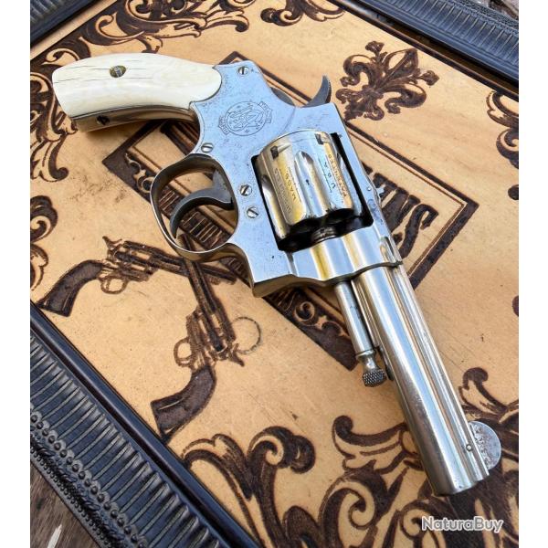 Smith & Wesson Hand Ejector 1st Model cal. .32 S&W Long, coffret d'�poque et accessoires