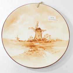 Assiette d&eacute;corative moulin &agrave; vent sign&eacute;e Jenny BERNARD