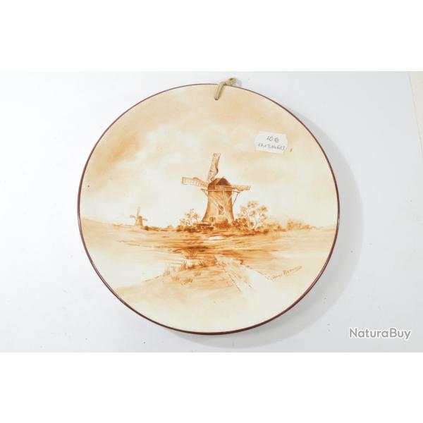 Assiette d�corative moulin � vent sign�e Jenny BERNARD