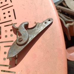 Platine a percussion