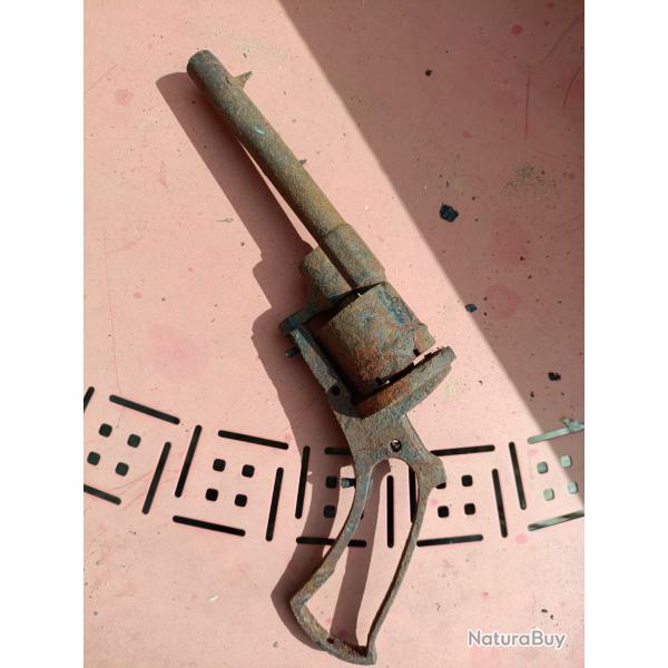 Carcasse de revolver a broche