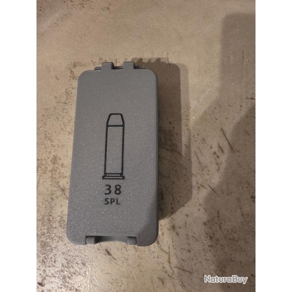Boite � munitions pour calibre 38 special