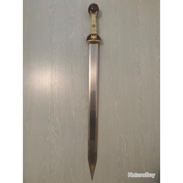 Glaive romain Maximus finition or, r�plique film Gladiator.