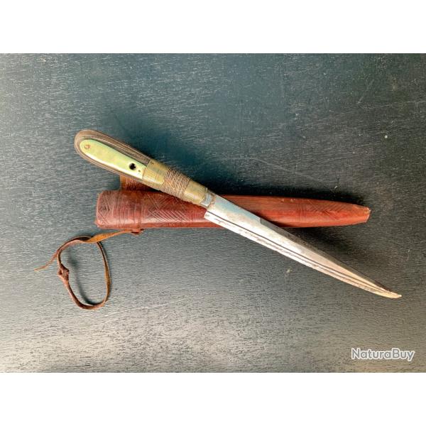 ANCIEN ET SUPERBE COUTEAU ALGERIEN BOU SAADI, CIRCA 1900, MAGHREB, BERBERE, KABYLE TOP