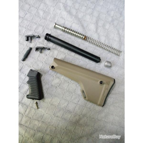 Lot pi�ces et accessoires pour ar15 m4 m16