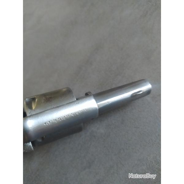Revolver hammerless