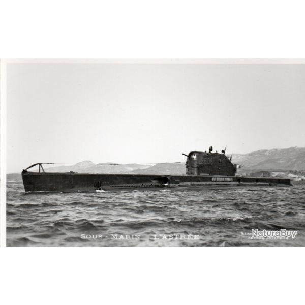Carte postale  SOUS-MARIN L'ASTR�E N�7977