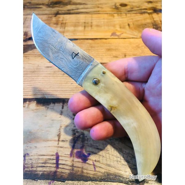 Couteau pliant de poche de berger Corse CURNICCIOLU artisanal de collection corne b�lier lame damas