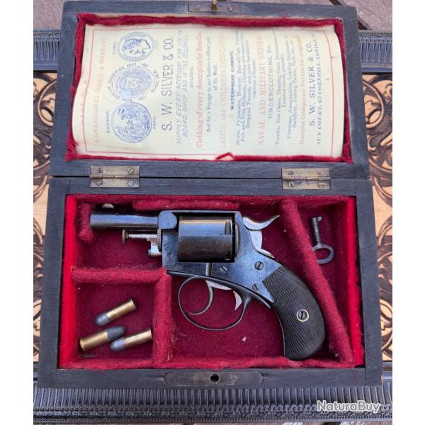 Int�ressant WEBLEY No.2 calibre .320 Long ou court � marquage S.W. Silver & Co., 66 Cornhill London