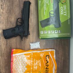 Pistolet Airsoft STI Duty One CO2 Blowback 1,5J Full M&eacute;tal + paquet de billes