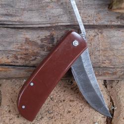 Couteau Pi&eacute;montais Manche R&eacute;sine Brown Lame Acier Damas 128 Couches Trailing Point Fabric Artisanale