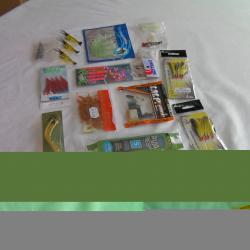 Lot de 20 pochettes de p&ecirc;ches diverses