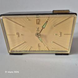 R&eacute;veil jaz jazistor, &agrave; pile, 1964-65