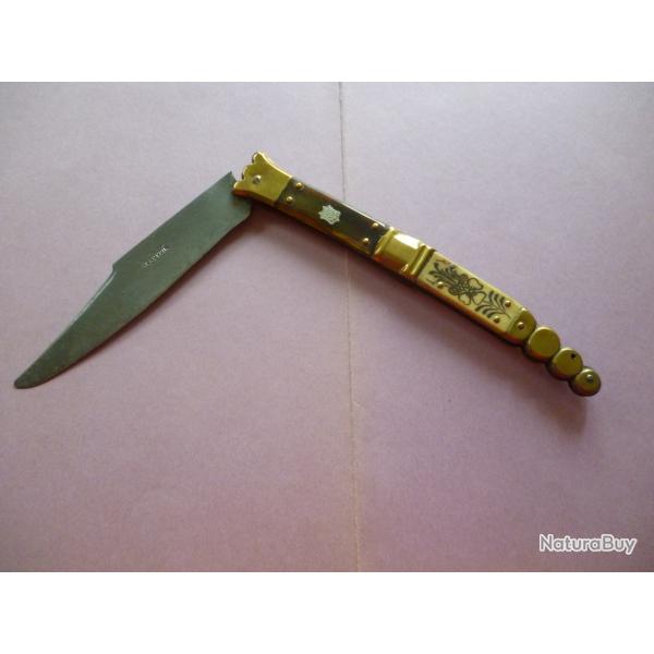 COLLECTION / COUTEAU PLIANT NAVAJA BEAUVOIR THIERS / 33 cm ouvert - 19,5 cm ferm� - 140 grammes ..