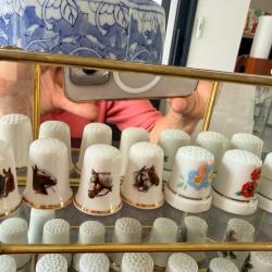 Lot de D&eacute;s &agrave; coudre en porcelaine