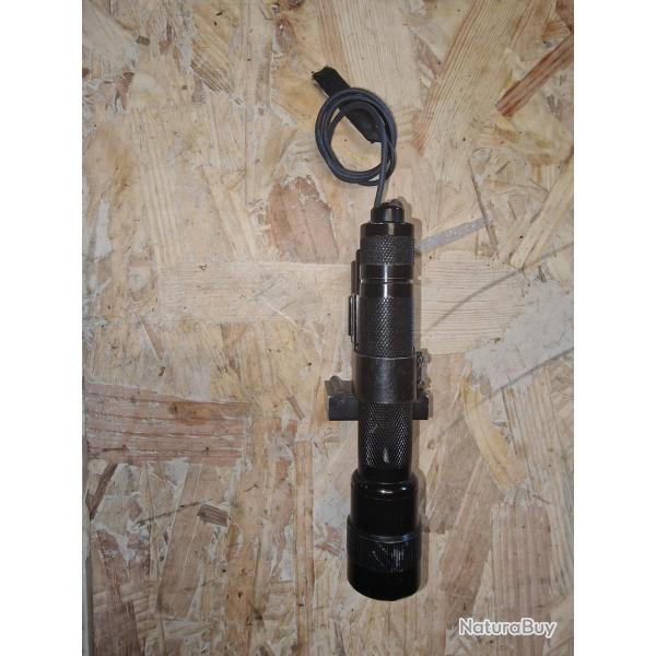 RARE Lampe Surefire 9s25