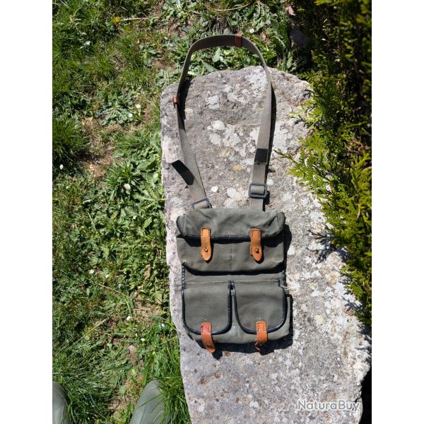 Sacoche porte chargeur pour zastava m76 en tr�s bon �tat
