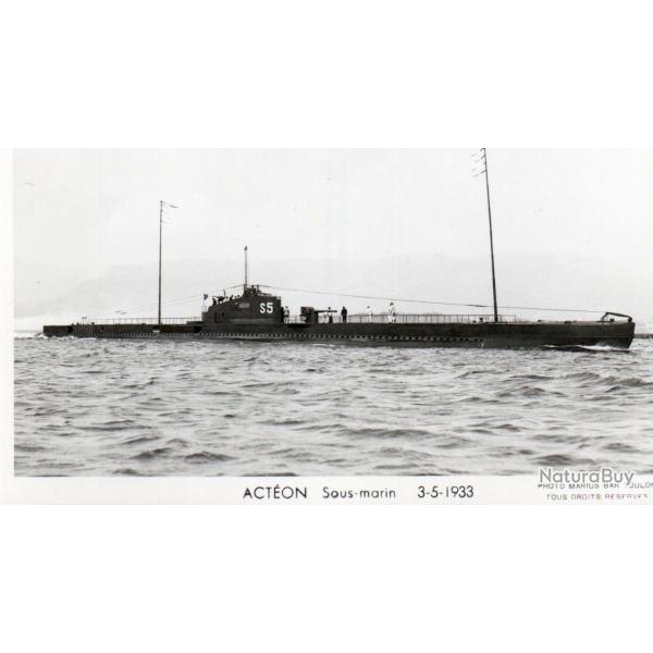 Carte postale 490 MARINE DE GUERRE. Le Sous-Marin � Pierre Marrast �. LL -N�8000