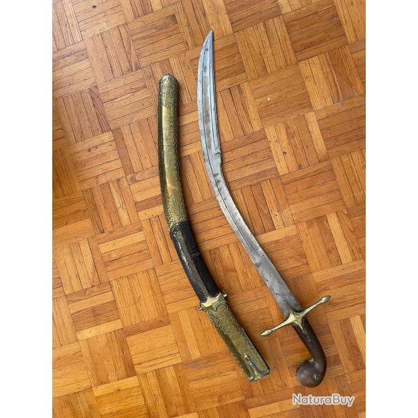 Authentique Sabre Shamshir Oriental XIX si�cle - Fourreau en laiton cisel�