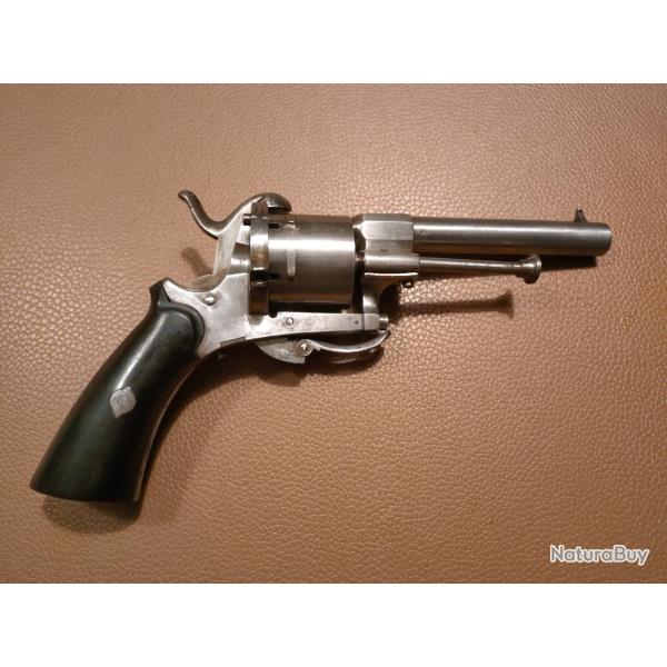 Revolver type lefaucheux calibre 9mm a broche