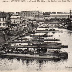 Carte postale Cherbourg - Arsenal Maritime - La Station des Sous-Marins -N&deg;8029