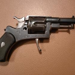 Revolver Lamure et Gidrol calibre 320 ( r&eacute;duction du mod&egrave;le 1887-1890 )