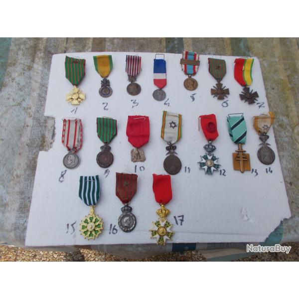 lot de m�dailles militaires et civiles (� l"unit� ou en lots):�tat neuf