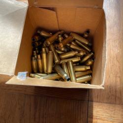 Lot 85 &eacute;tuis 22-250 Remington