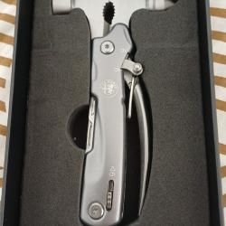 Couteau pince Multifonction brise glace Alfa Rom&eacute;o