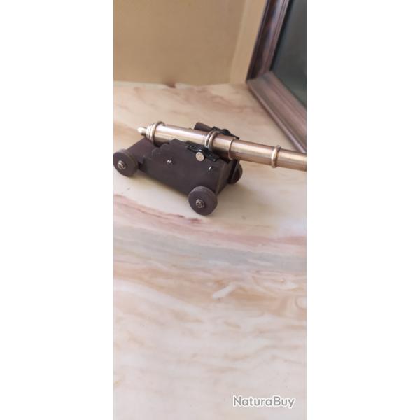 Canon de bord� a poudre noir