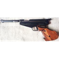 Pistolet &agrave; air comprim&eacute; de comp&eacute;tition FEINWERKBAU 65 droitier &agrave; levier de r&eacute;armement cal 4.5mm