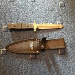 Couteau Strike Force Rip Cord Lame en acier