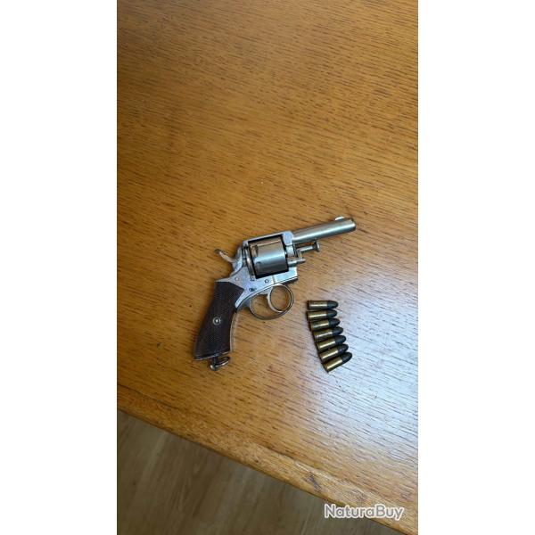 Revolver Bulldog calibre 32.
