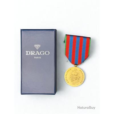 MÉDAILLE ASSEMBLÉE NATIONALE PAR DRAGO 62.003) Médaille commémorative française - Drago - Médailles
