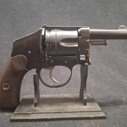 Revolver fran&ccedil;ais type " Le Formidable ", Cal. 8mm92 - 1� sans prix de r&eacute;serve !!
