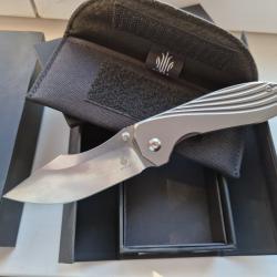 Kmaxrom Pelican mini Titane