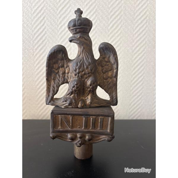 Rare aigle couronn� en laiton porte �tendard Napol�on III