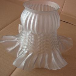 Tulipe globe en verre  blanc transparent pour lustre lampe  applique