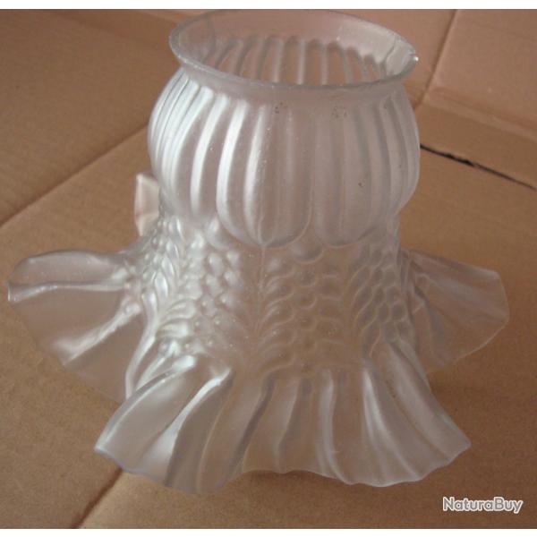 Tulipe globe en verre  blanc transparent pour lustre lampe  applique