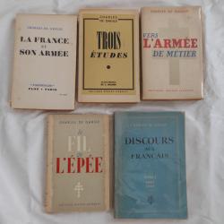 cinq ouvrages du g&eacute;n&eacute;ral de Gaulle