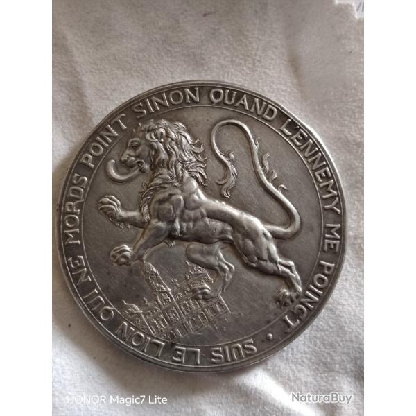 MEDAILLE DE CONCOURS INTERNATIONAL DE TIR lion 1894 DE henry DUBOIS  ARGENT