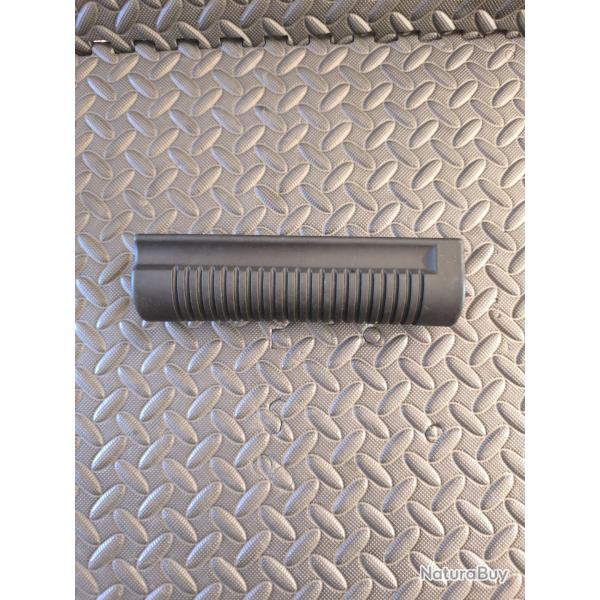 Pompe Garde main m870