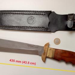 Gros POIGNARD Chasse. L&eacute;opard avec fourreau Cuir Longueur 430 mm
